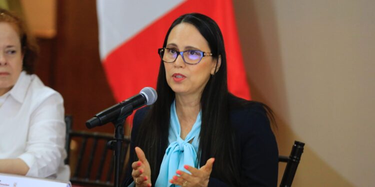 Impulsa Américo transparencia y combate a la corrupción