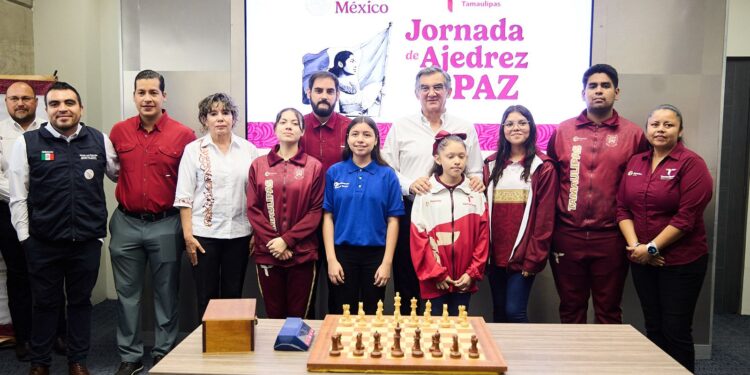 Abandera Américo Villarreal liga de béisbol tamaulipeca que representará a México en Mundial
