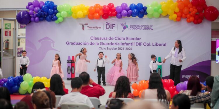Gradúa DIF Tamaulipas a más de 2 mil 700 niños de nivel preescolar en el estado