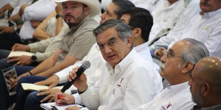 Tamaulipas tiende barrera de contención al gusano barrenador