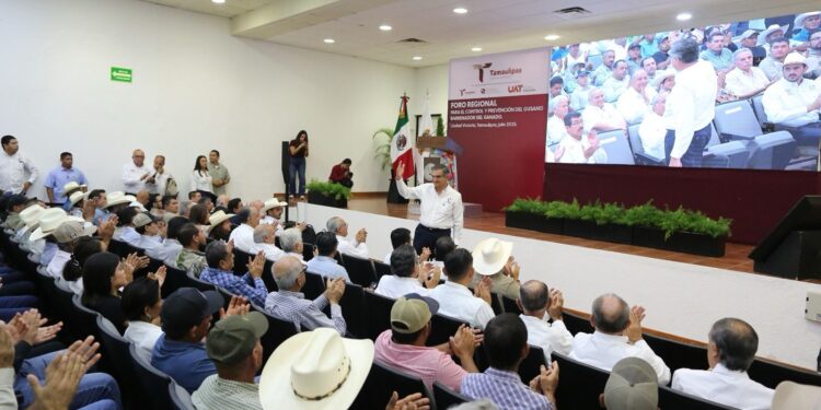 Tamaulipas tiende barrera de contención al gusano barrenador