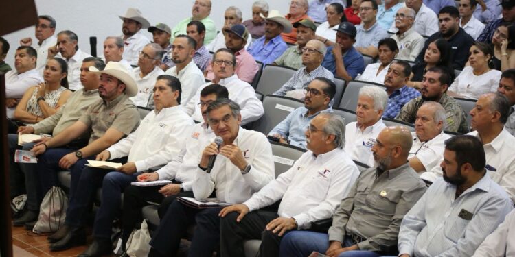 Tamaulipas tiende barrera de contención al gusano barrenador