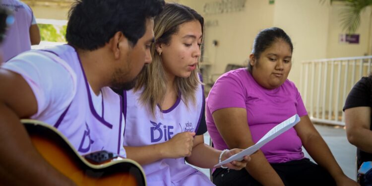 Voluntariado Juvenil de la Esperanza fortalece las acciones del DIF Tamaulipas en beneficio de quienes más lo necesitan