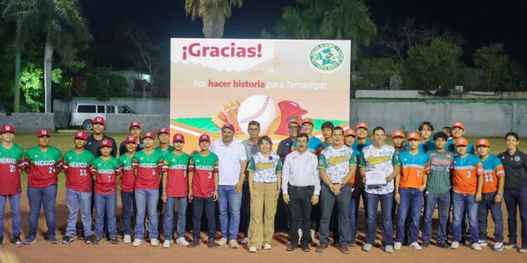 Reconocen a beisbolistas que representaron a México en Serie Mundial