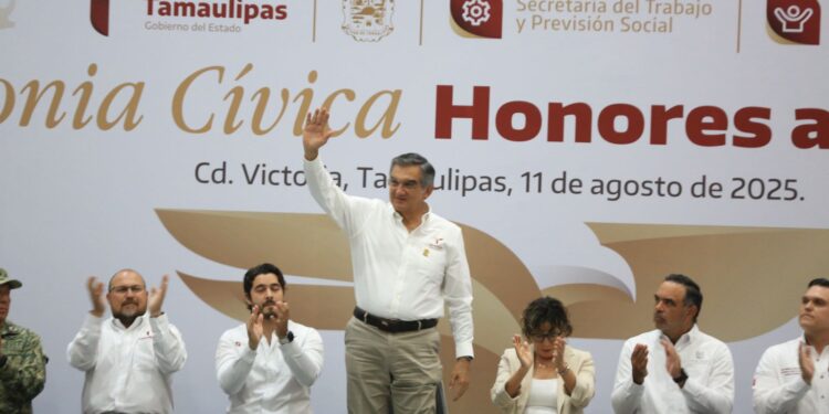 Américo reconoce a deportistas y jóvenes tamaulipecos