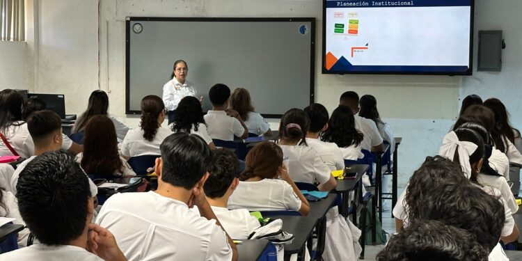 Inicia la UAT ciclo escolar con nuevas carreras y crecimiento en la matrícula