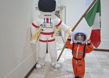 Lanza Comisión de Parques una aventura espacial en el planetario