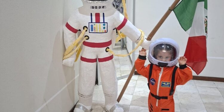 Lanza Comisión de Parques una aventura espacial en el planetario