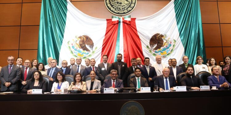 Reafirma UAT a la ASF y Cámara de Diputados compromiso con la transparencia