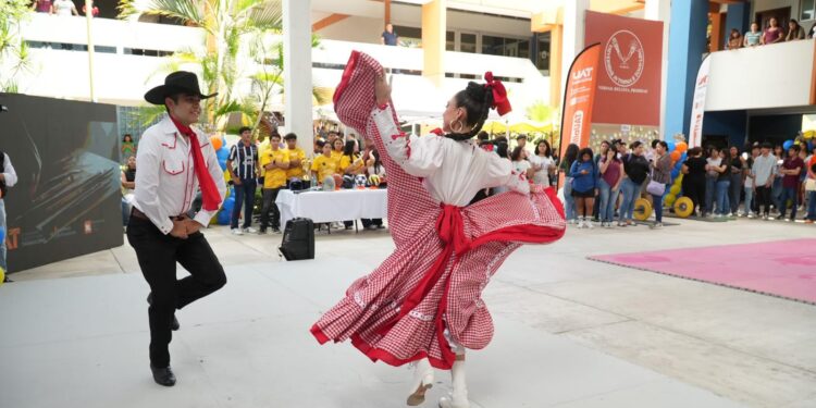 Presenta la UAT su oferta deportiva, cultural y de servicios educativos