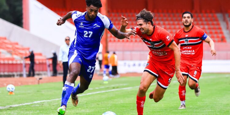 Importante triunfo de visita para Correcaminos