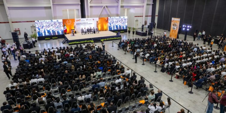 Desarrolla la UAT foro de experiencias educativas para fortalecer la práctica docente