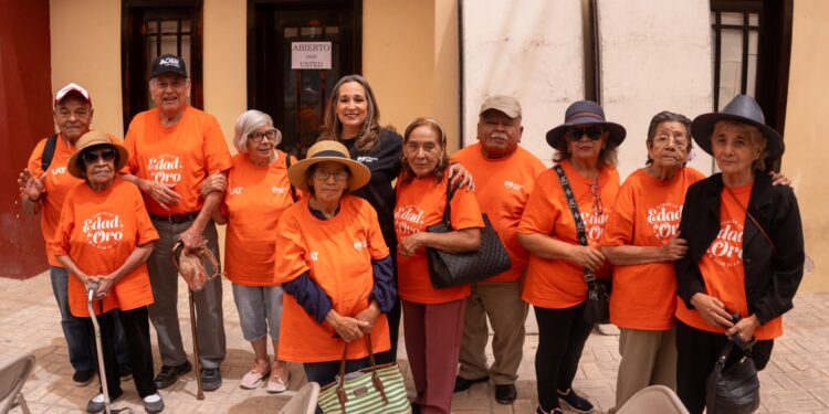 Festeja la UAT a los abuelitos con un paseo al pueblo mágico de Tula