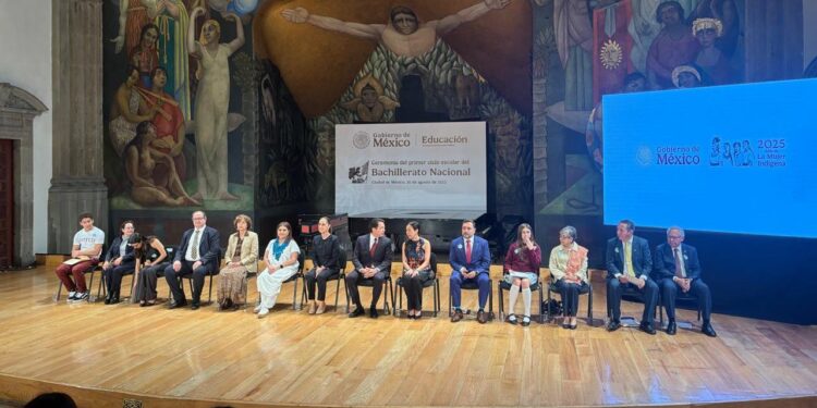 Presente Tamaulipas en arranque del primer ciclo escolar del Bachillerato Nacional