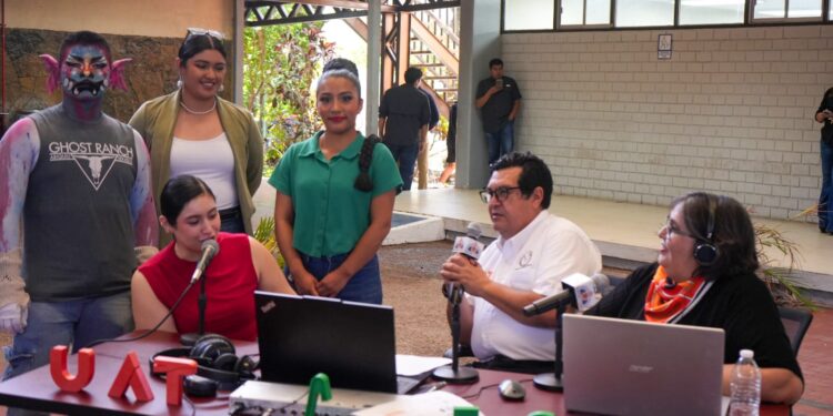 Lanzan el programa “UAT en Vivo” en el Centro Universitario Victoria