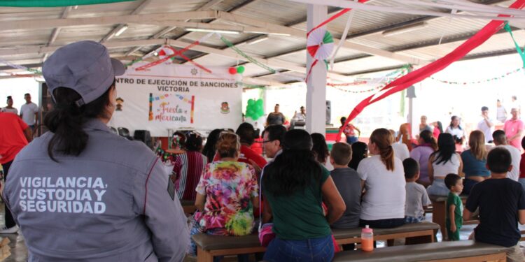 CEDES Victoria realiza convivencia familiar con motivo de las fiestas patrias