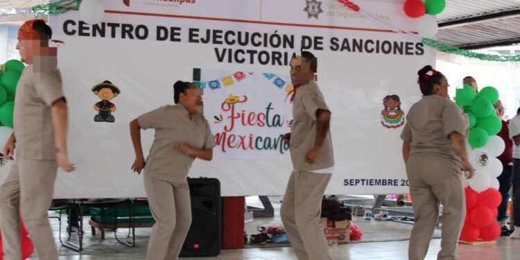 CEDES Victoria realiza convivencia familiar con motivo de las fiestas patrias