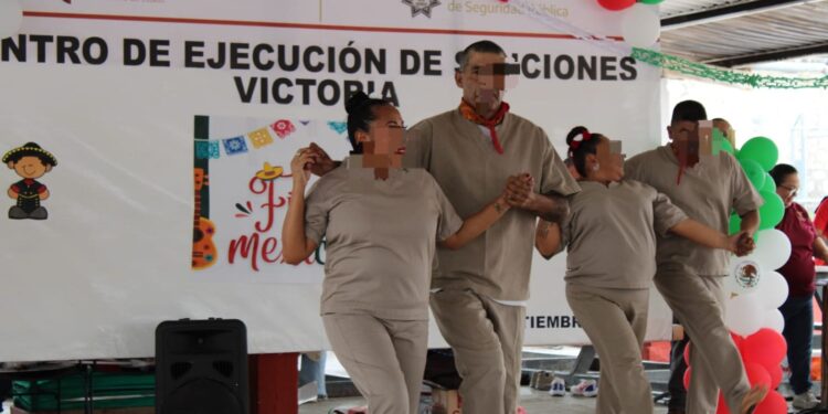 CEDES Victoria realiza convivencia familiar con motivo de las fiestas patrias