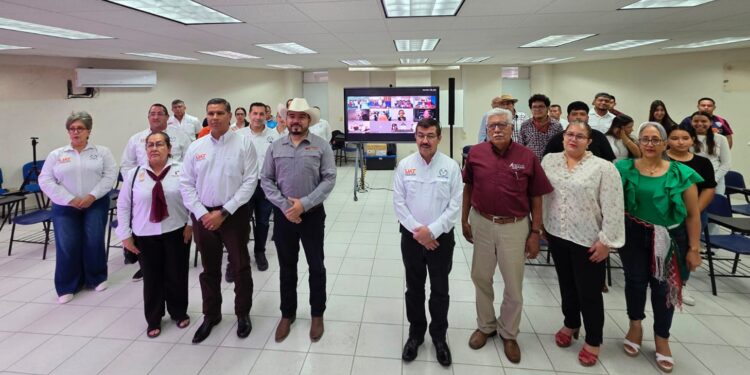 Extiende la UAT a más municipios sus servicios educativos en línea