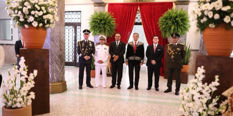 Da Américo Villarreal Grito de Independencia junto a miles de familias tamaulipecas