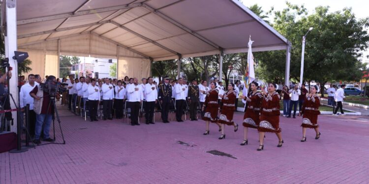 Encabeza Américo desfile cívico-militar: Tamaulipas celebra las Fiestas Patrias en paz