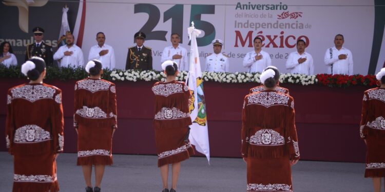 Encabeza Américo desfile cívico-militar: Tamaulipas celebra las Fiestas Patrias en paz
