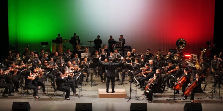 Orquestas de la UAT y Guardia Nacional celebran el folclor mexicano