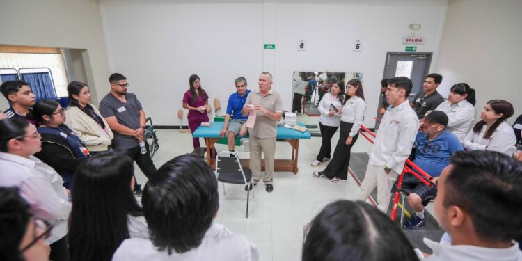 Capacita DIF Tamaulipas a fisioterapeutas de los Centros y Unidades de Rehabilitación en todo el estado