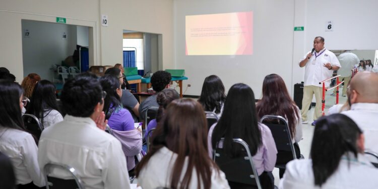 Capacita DIF Tamaulipas a fisioterapeutas de los Centros y Unidades de Rehabilitación en todo el estado