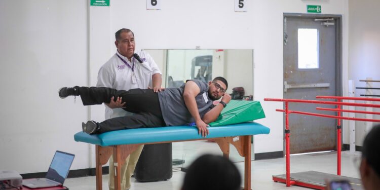 Capacita DIF Tamaulipas a fisioterapeutas de los Centros y Unidades de Rehabilitación en todo el estado