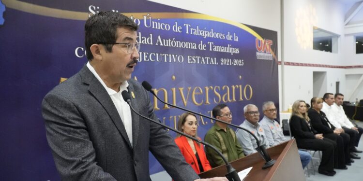 Celebra SUTUAT el 52 aniversario de su fundación