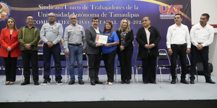 Celebra SUTUAT el 52 aniversario de su fundación