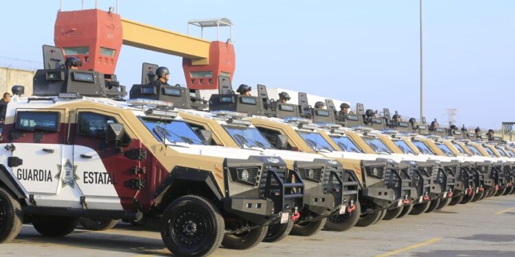 Con helicóptero y víveres Tamaulipas apoya a Veracruz; gobernador llama a la población a solidarizarse