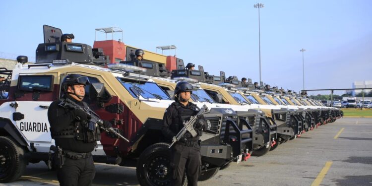 Con helicóptero y víveres Tamaulipas apoya a Veracruz; gobernador llama a la población a solidarizarse