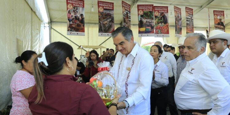 Inaugura Américo Villarreal exposición ganadera en la Feria Tamaulipas 2025