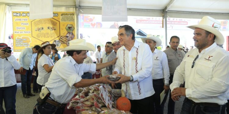 Inaugura Américo Villarreal exposición ganadera en la Feria Tamaulipas 2025