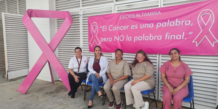 Conmemora CEDES Altamira lucha contra el cáncer de mama con rally deportivo, mastografías y yoga oncológico
