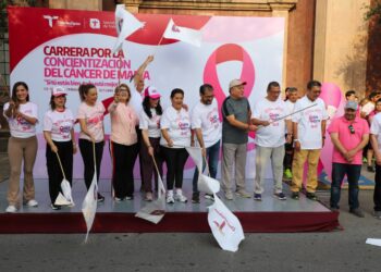 Conmemora Salud Día Internacional de Lucha contra el Cáncer de Mama