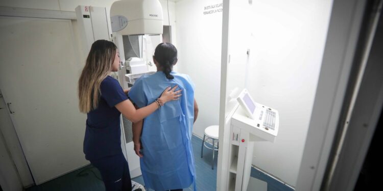 Atiende DIF Tamaulipas a más de 2 mil mujeres con diagnóstico o riesgo de cáncer de mama