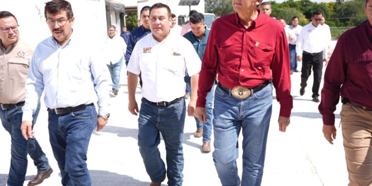 Constató el gobernador modernización del rastro de la UAT