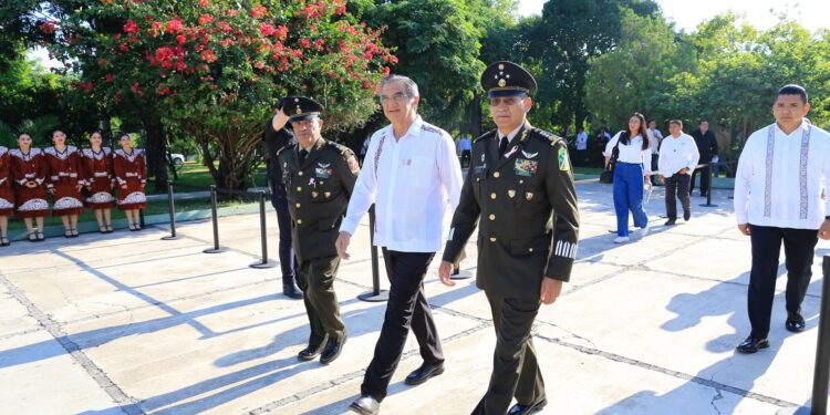 Asiste gobernador Américo Villarreal a toma de protesta del comandante interino de la 48 Zona Militar