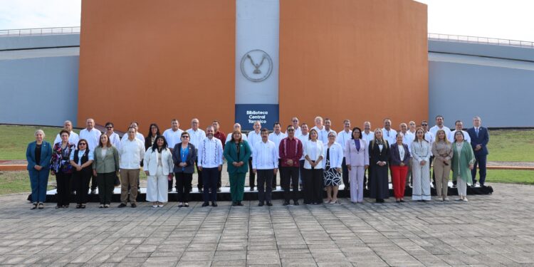 Impulsa la UAT estrategias para la eficiencia y el crecimiento institucional