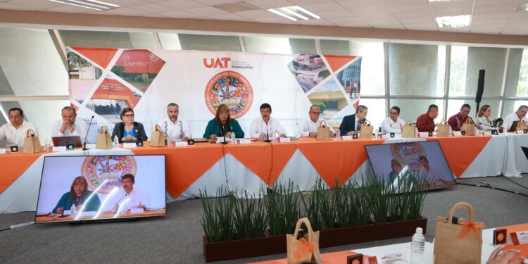 Impulsa la UAT estrategias para la eficiencia y el crecimiento institucional