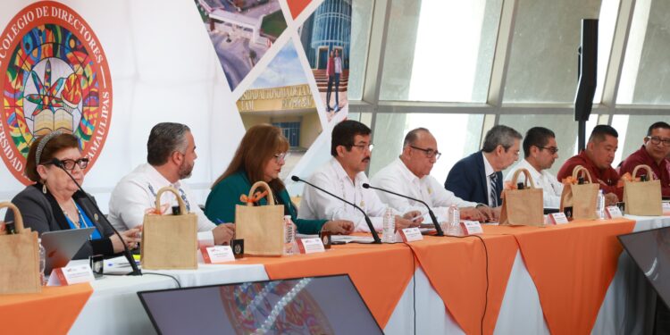 Impulsa la UAT estrategias para la eficiencia y el crecimiento institucional