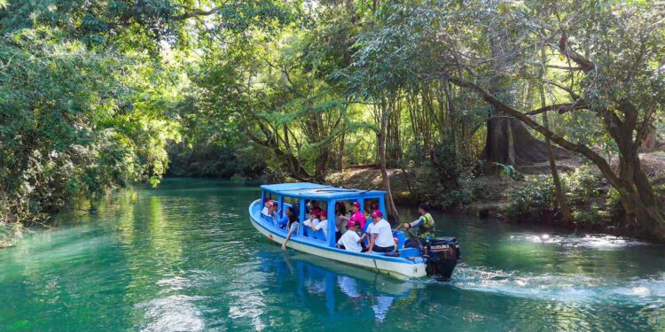 Realizan DIF Tamaulipas y Secretaría de Turismo el Encuentro de Mujeres Círculo Violeta 2025