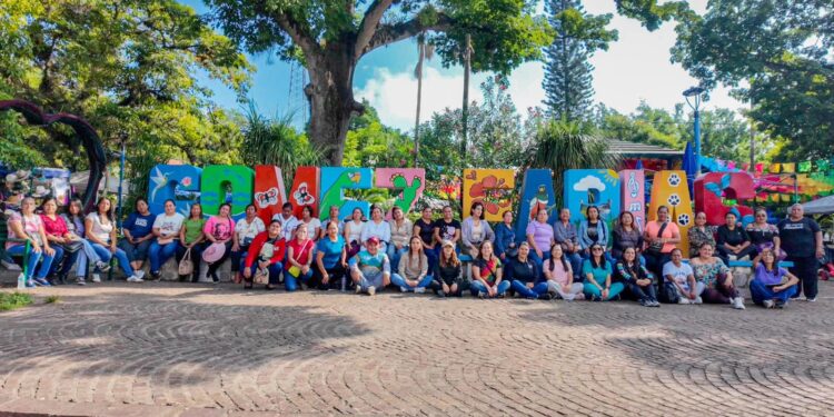 Realizan DIF Tamaulipas y Secretaría de Turismo el Encuentro de Mujeres Círculo Violeta 2025