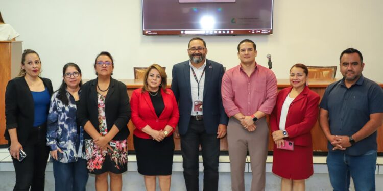 Fortalecen Salud y UAT vinculación; impulsan programas de prevención