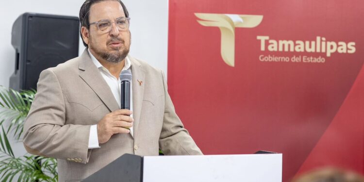 Entrega SET bases laborales a personal del Centro Estatal de Tecnología Educativa