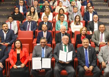 Participa la UAT en acuerdo nacional para fortalecer la transparencia en la educación superior