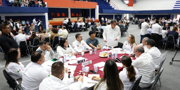 Gobierno, UAT y sociedad dialogan sobre la Reforma Electoral